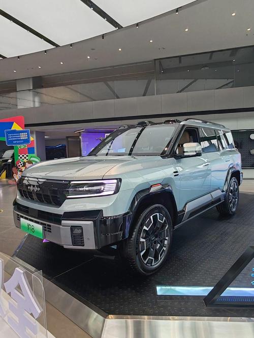 深圳142比亚迪方程豹硬派越野的爆款，英菲尼迪35周年与你共成长
